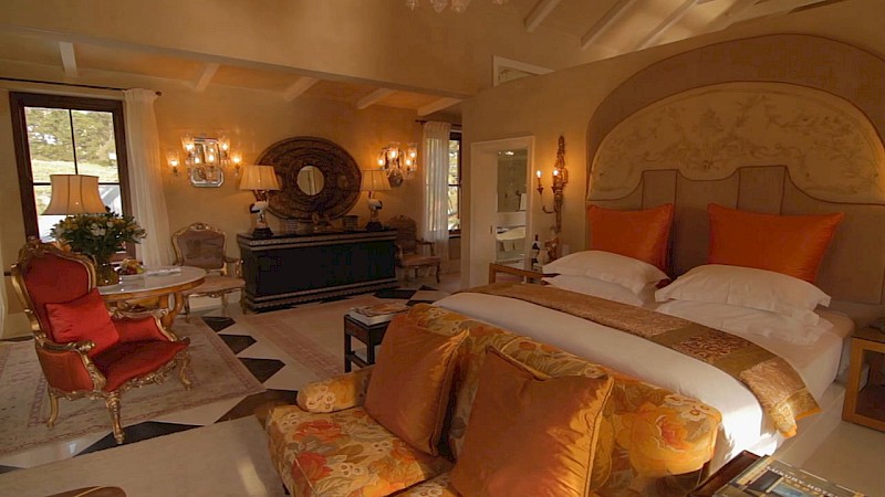 The Time When Ben Slept in Elton John’s Bed